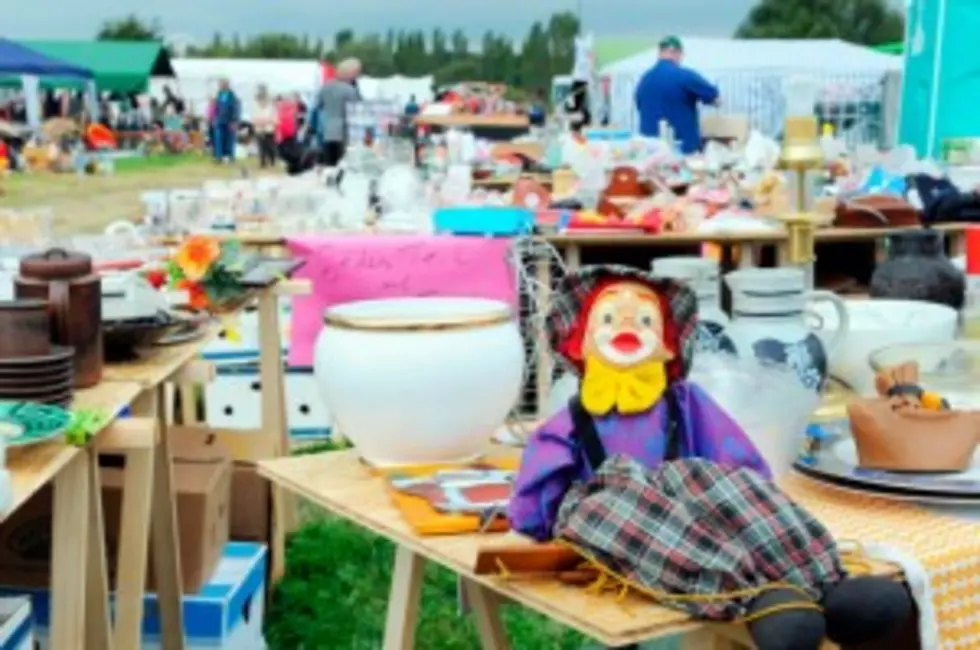 Top 10 Treasures You May Find at the World&#8217;s Largest Yard Sale