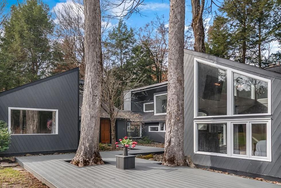 FOR SALE: Frank Lloyd Wright–Inspired House in Greene, New York