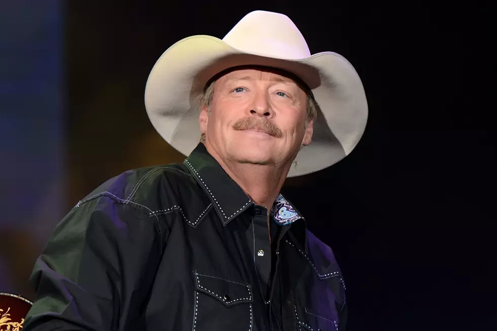 Alan Jackson, Rebel Child? Proof the Hall of Famer Is the Last Outlaw