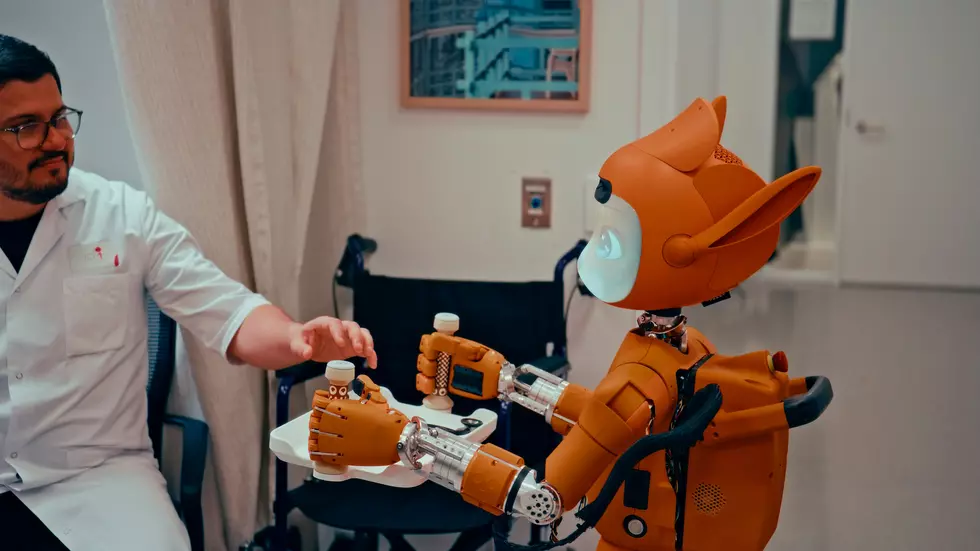 New Yorkers Like AI, But Not Instead of Their Doctors